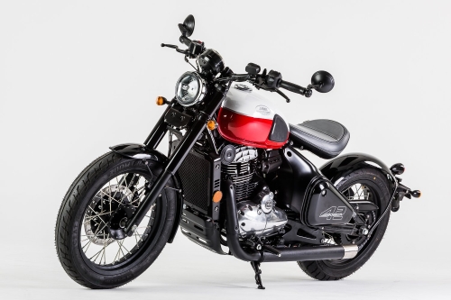Foto k článku JAWA 350 CL Bobber